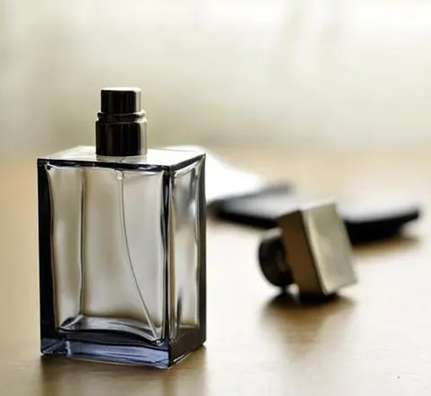How to design a suitable cap for your perfume bottle?