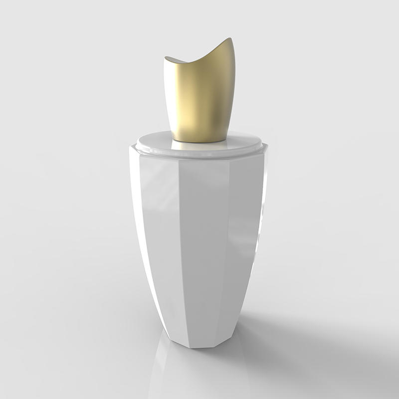 Manufacturer  first-class super white glass perfume bottle